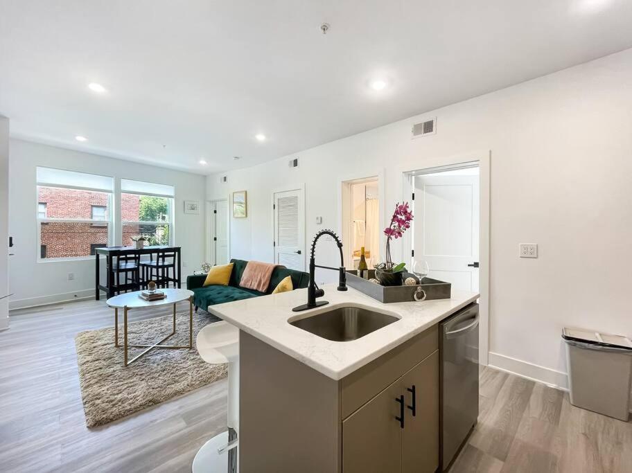 Central Dc Apt , City Skyline View , Close To All Ουάσινγκτον Εξωτερικό φωτογραφία